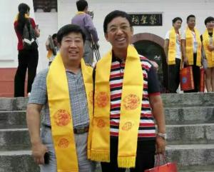 在南陽(yáng)張仲景學(xué)術(shù)交流會(huì)和李鄉(xiāng)狀導(dǎo)演，國(guó)際經(jīng)筋聯(lián)合會(huì)執(zhí)行主席任加峰先生和各位專(zhuān)家